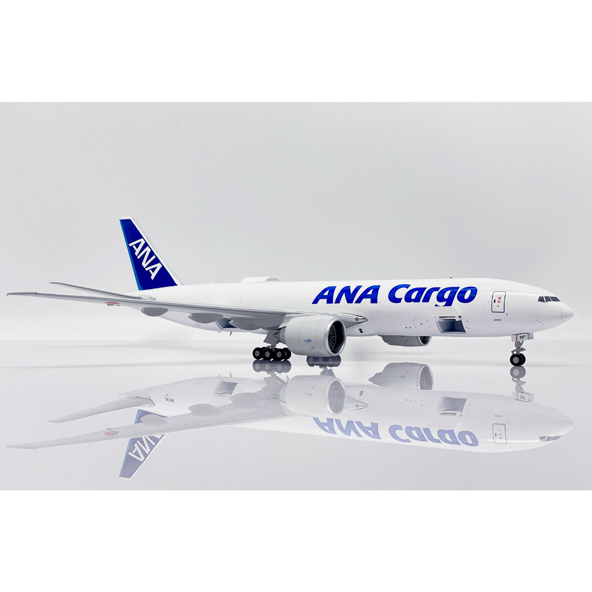 非売品・新商品情報】1/200 777-200LRF ANA Cargo JA77