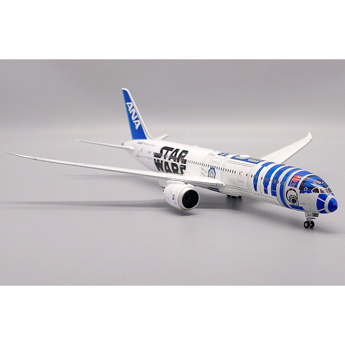 ［非売品]R2-D2 ANA JET BOEING 787-9 1/200模型 非売品]R2-D2 ANA JET BOEING 787-9 1/200模型 Amazon | 全日空商事 1/