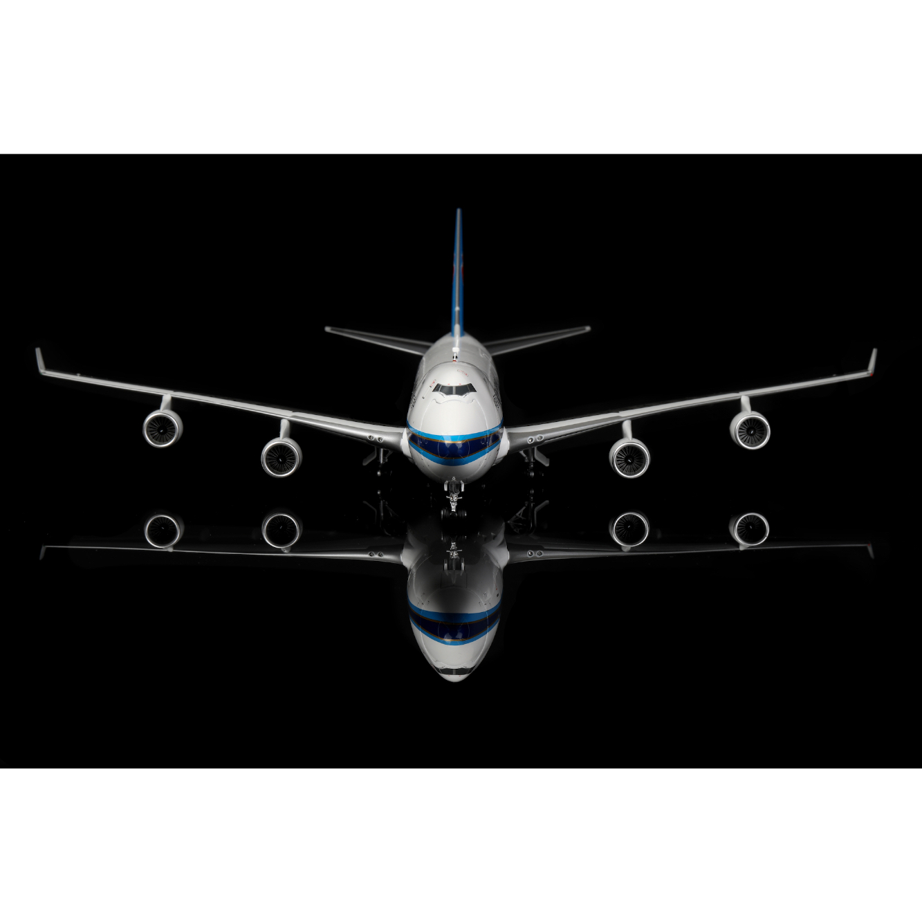 中国南方航空 Airlinertags B777-21B 厚いパーツ SQ Wings 1/200 747-400F 中国南方航空 B-2461｜L2077