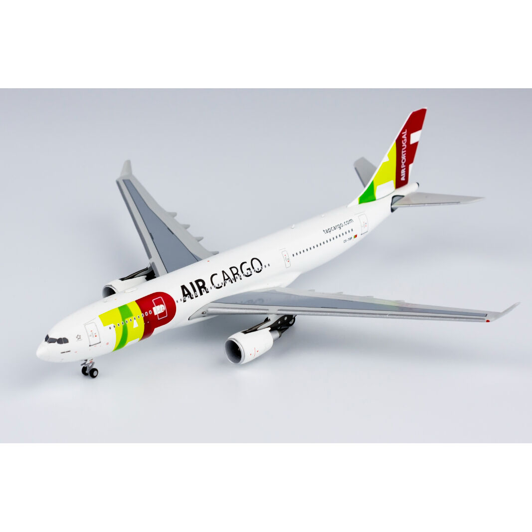 お取り寄せ商品】1/400 A330-200 TAPポルトガル航空カーゴ CS-
