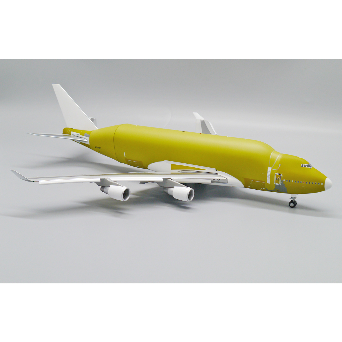 B747-400LFC ドリームリフター 無塗装 1/400 お取り寄せ商品】1/200 747-400(LCF)ドリームリフター下地塗装