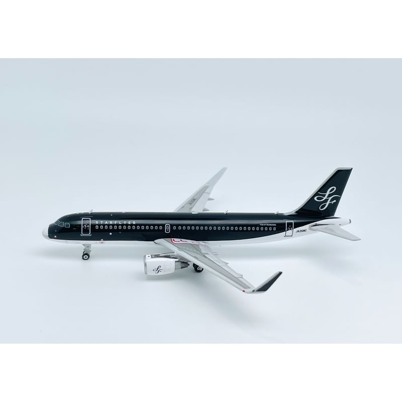 非売品・新商品情報】1/400 A320 スターフライヤー JA26MC |