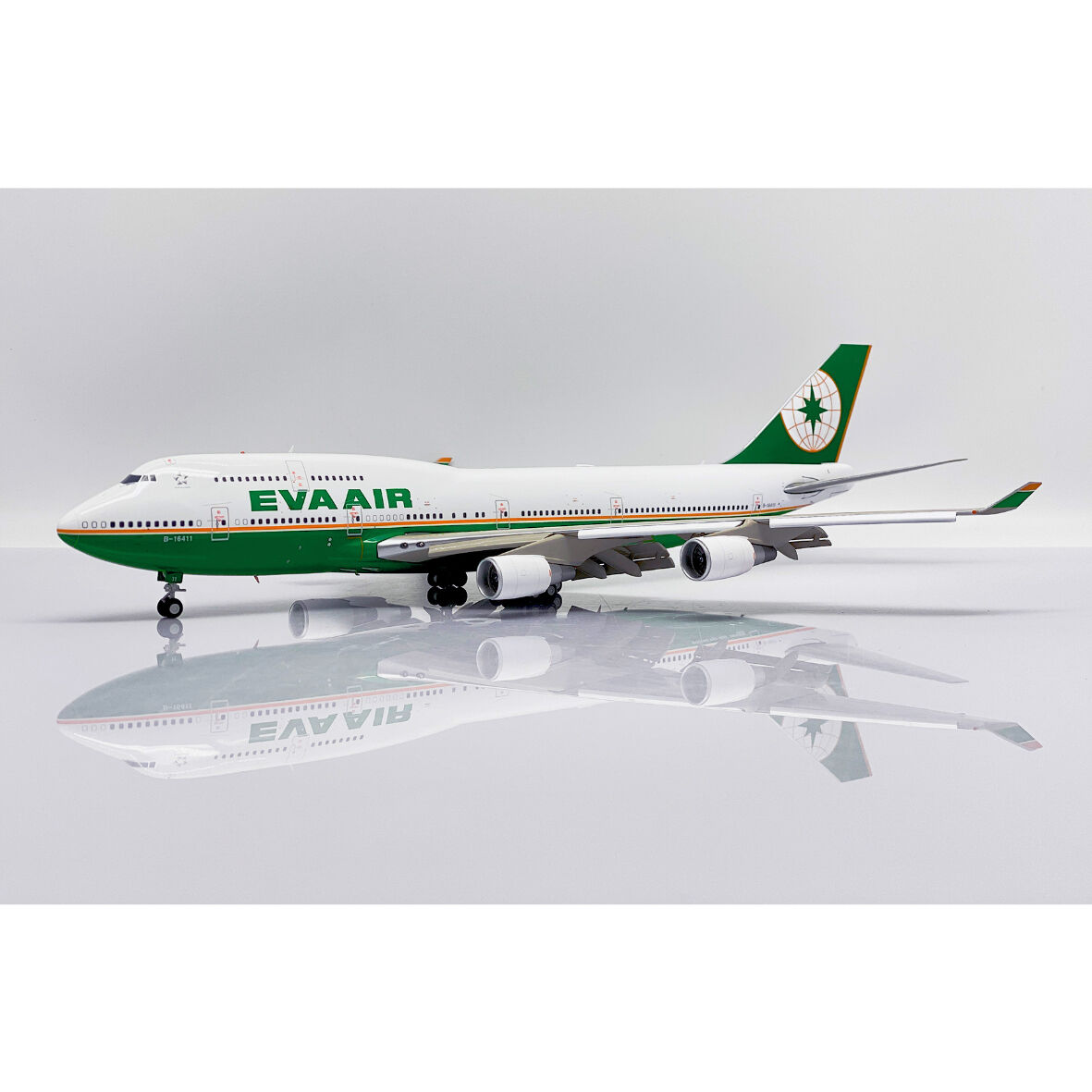 エバー航空 747-400 B-16411 1/200 お取り寄せ商品】 1/200 747-400 エバー航空 B-16411 （機体
