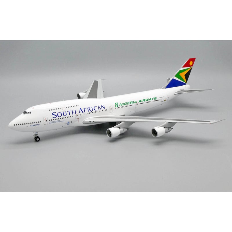 1:200合金飛行機 B747-300南アフリカ航空ZS-SAJワールドカッ2 1:200合金飛行機 B747-300南アフリカ航空ZS-SAJワールドカッ2 1