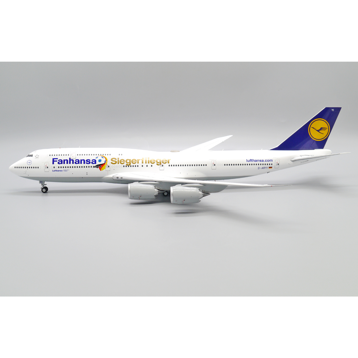 お取り寄せ商品】1/200 747-8 ルフトハンザドイツ航空「Fanhansa