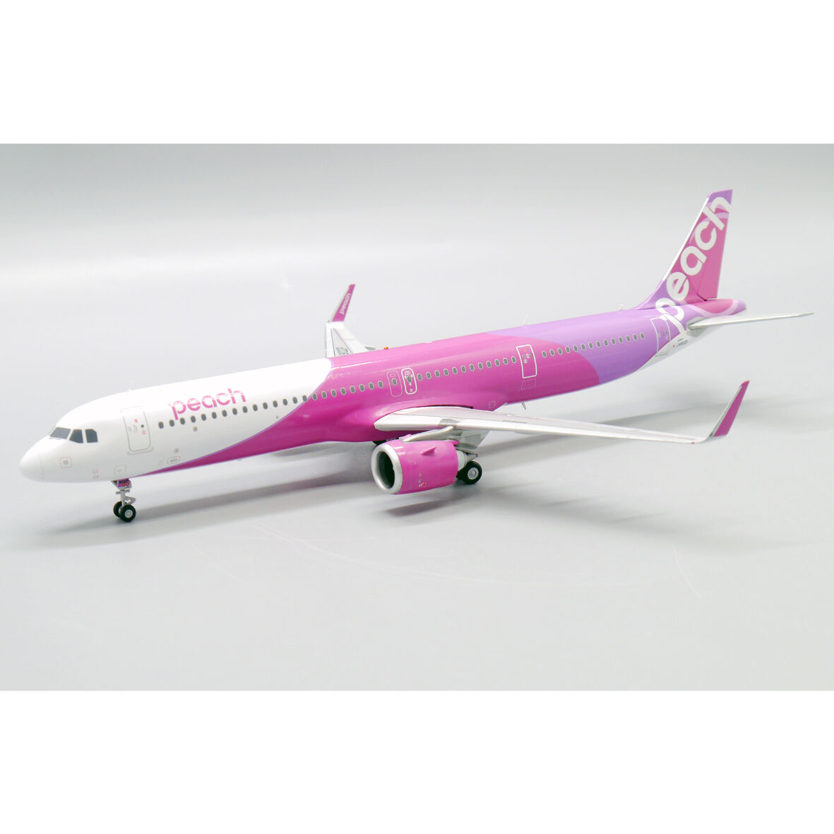 非売品・新商品情報】1/200 A321NEO ピーチPeach Aviation J