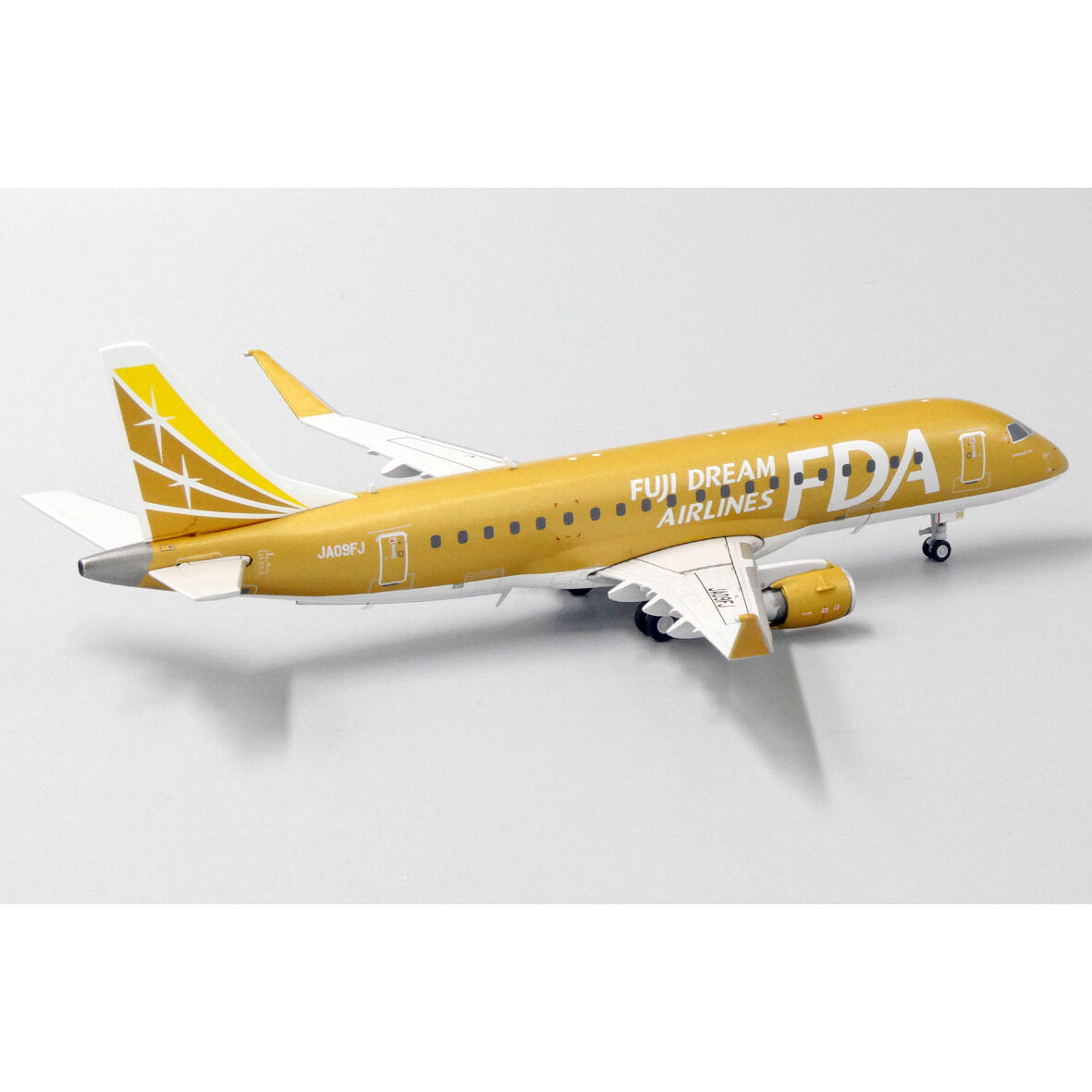 非売品・新商品情報】1/200 ERJ-175 フジドリームエアラインズ 