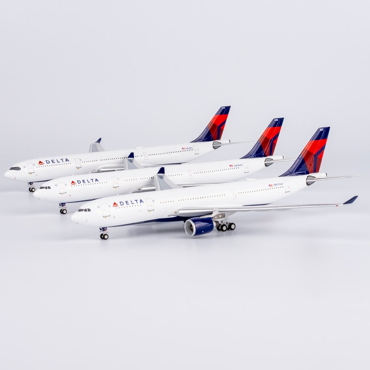 お取り寄せ商品】1/400 A330-300 デルタ航空 N815NW | ひこー