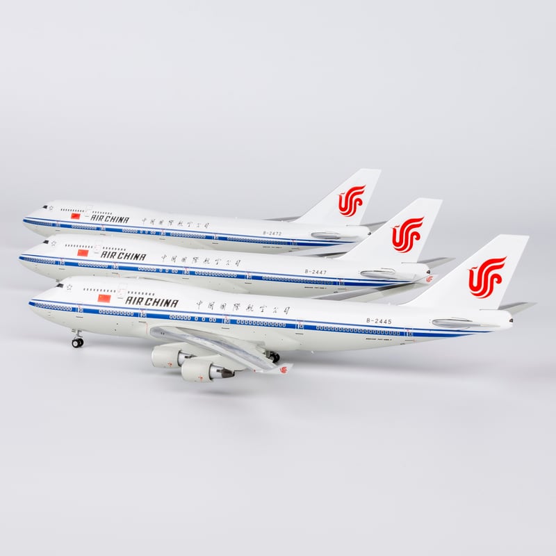 お取り寄せ商品】1/400 747-400 中国国際航空「ラストフライト」 B-