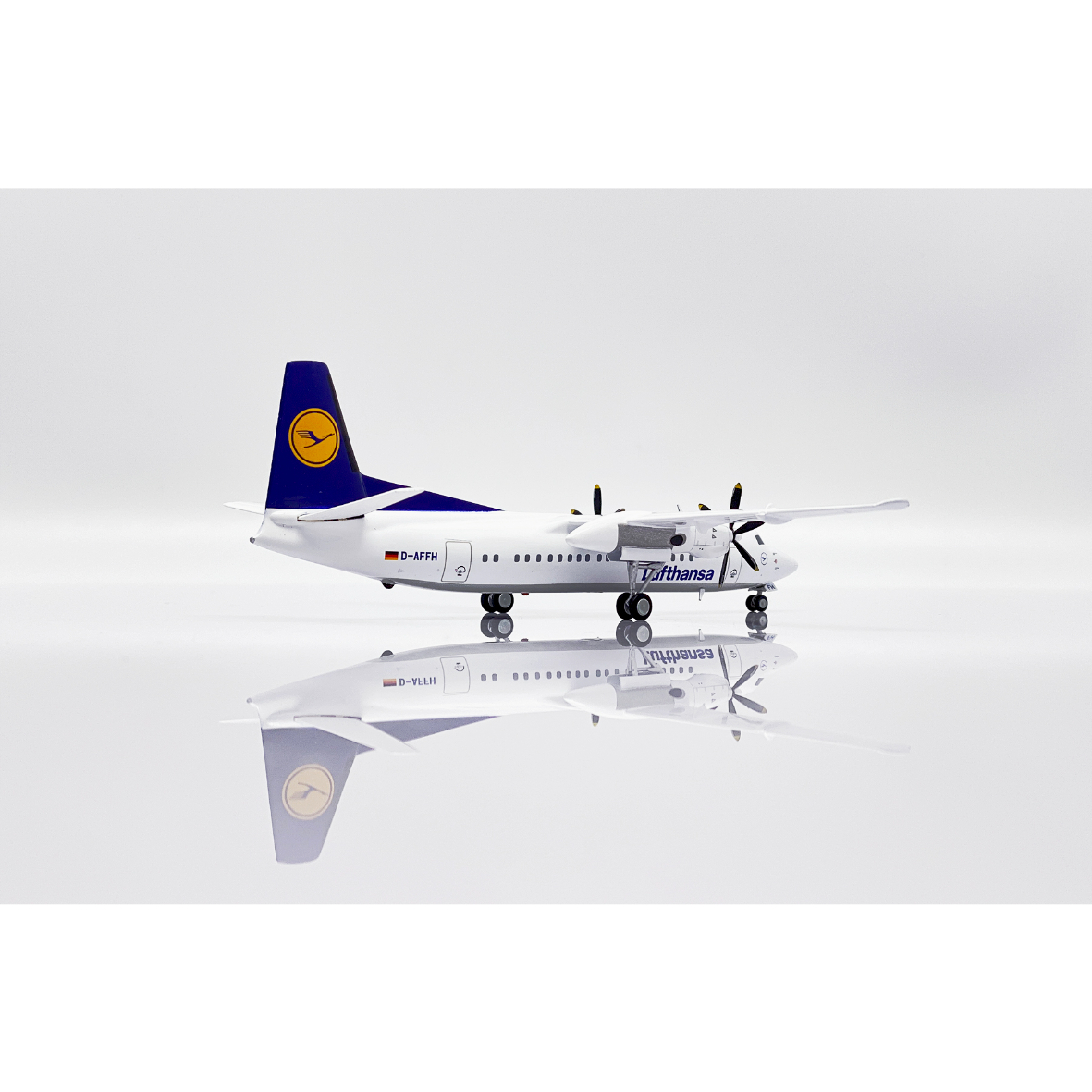 【中古】 鶴子と雪洲 お取り寄せ商品】1/200 Fokker 50 ルフトハンザ・シティライン D-AF