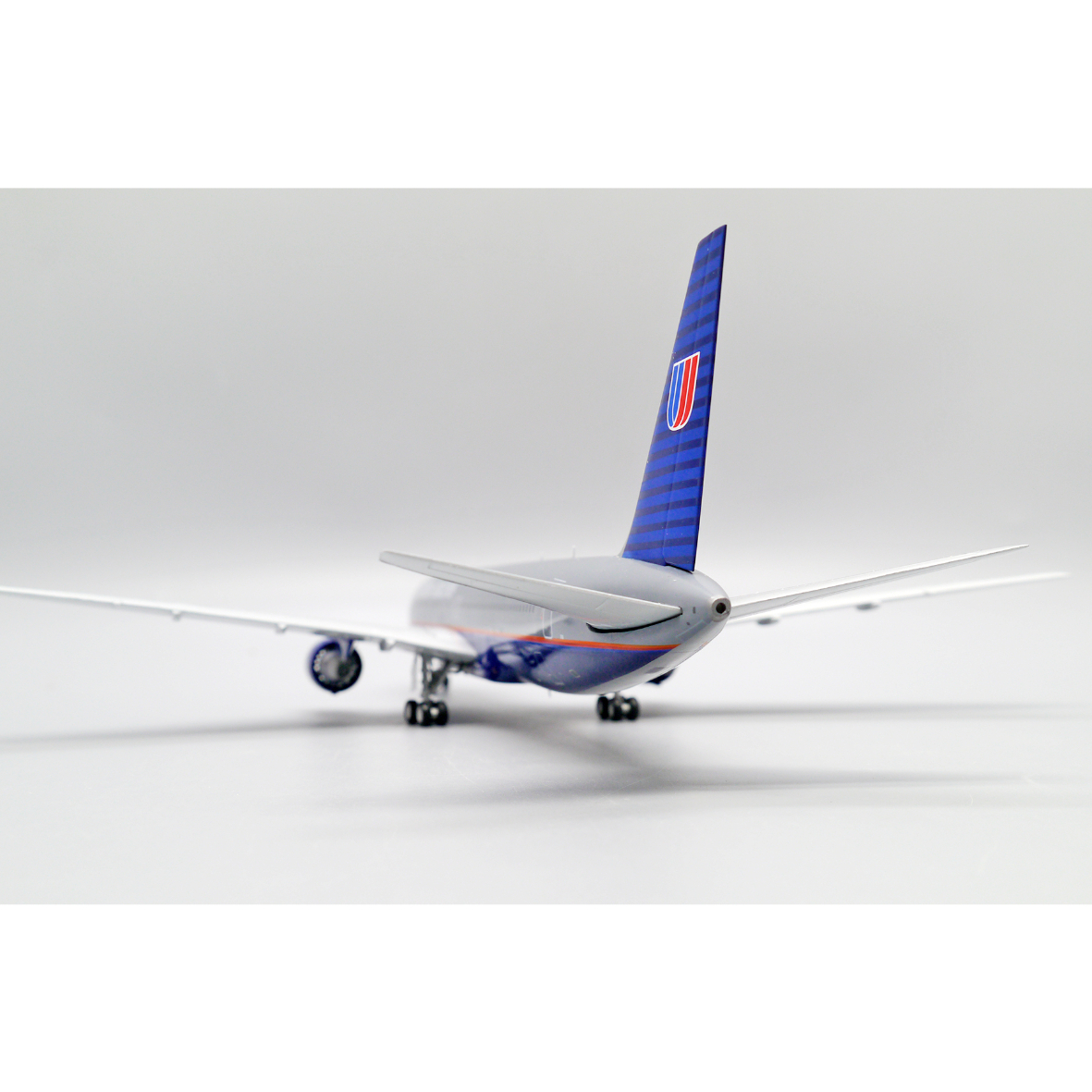 お取り寄せ商品】1/200 767-300ER ユナイテッド航空 N66