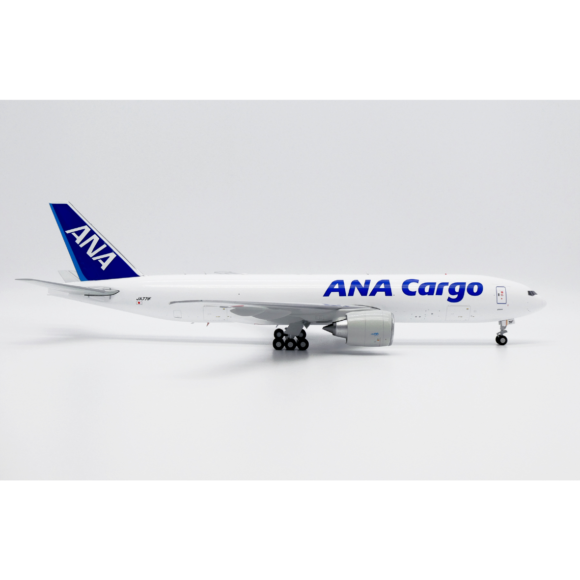 非売品・新商品情報】1/200 777-200LRF ANA Cargo JA77