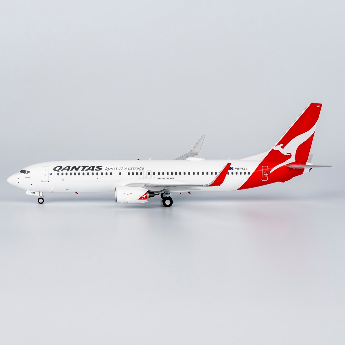 お取り寄せ商品】1/200 737-800/w カンタス航空「Townsville」
