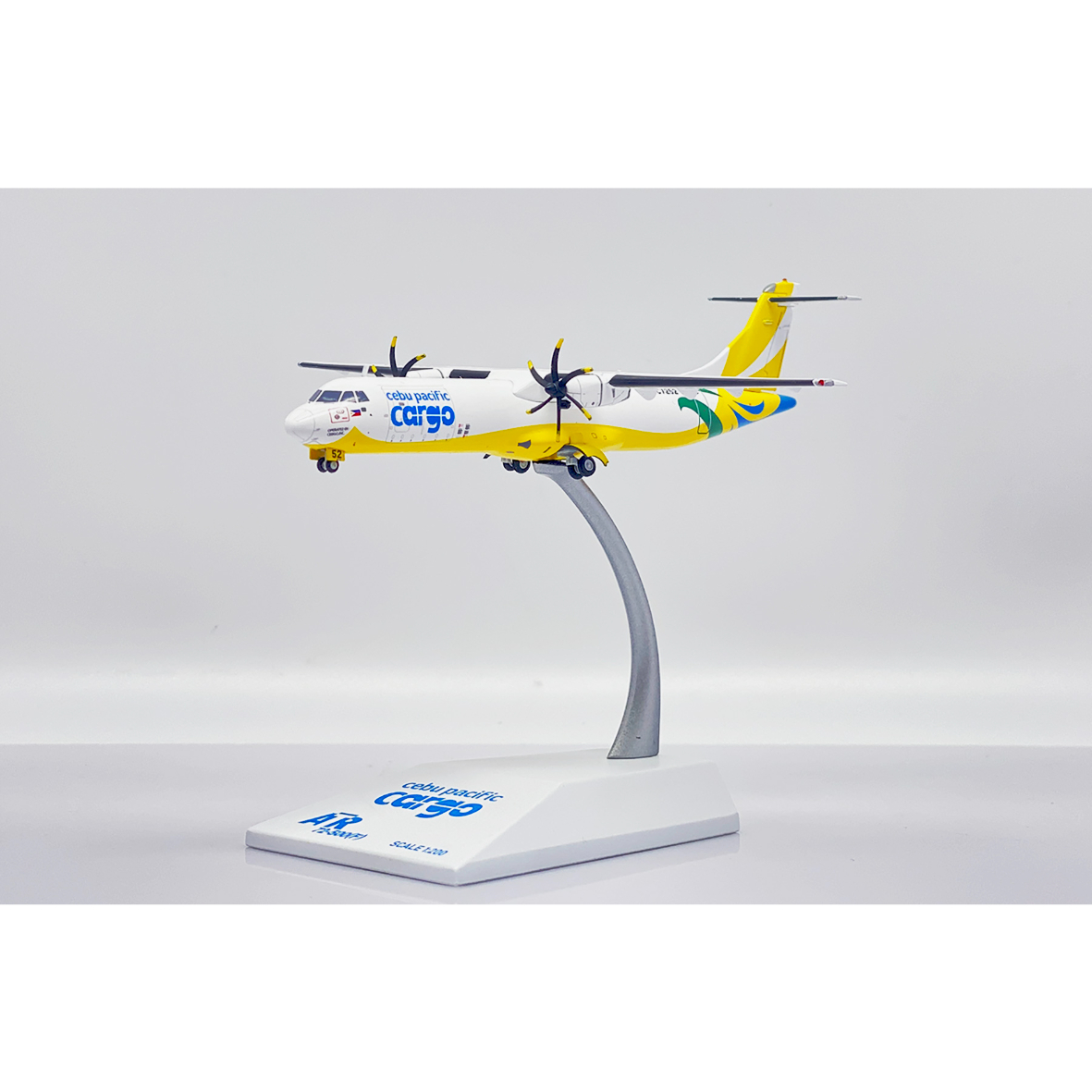 お取り寄せ商品】1/200 ATR72-500F セブパシフィック航空（初のATR-