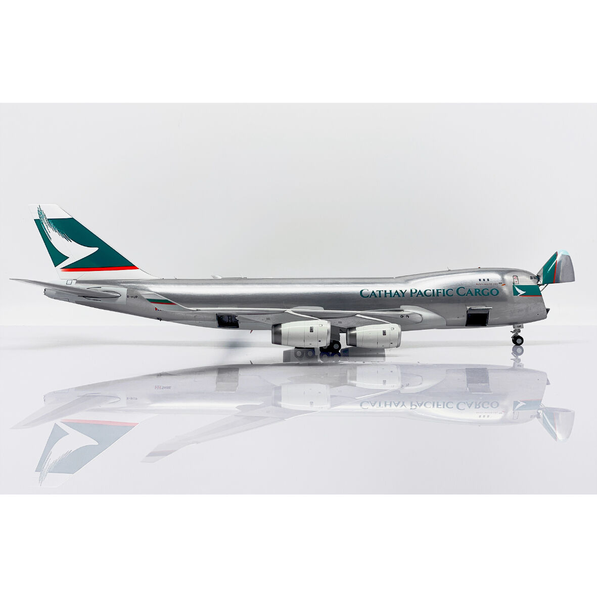 1/200 キャセイ・パシフィック B747-400 - cinagro.com.co