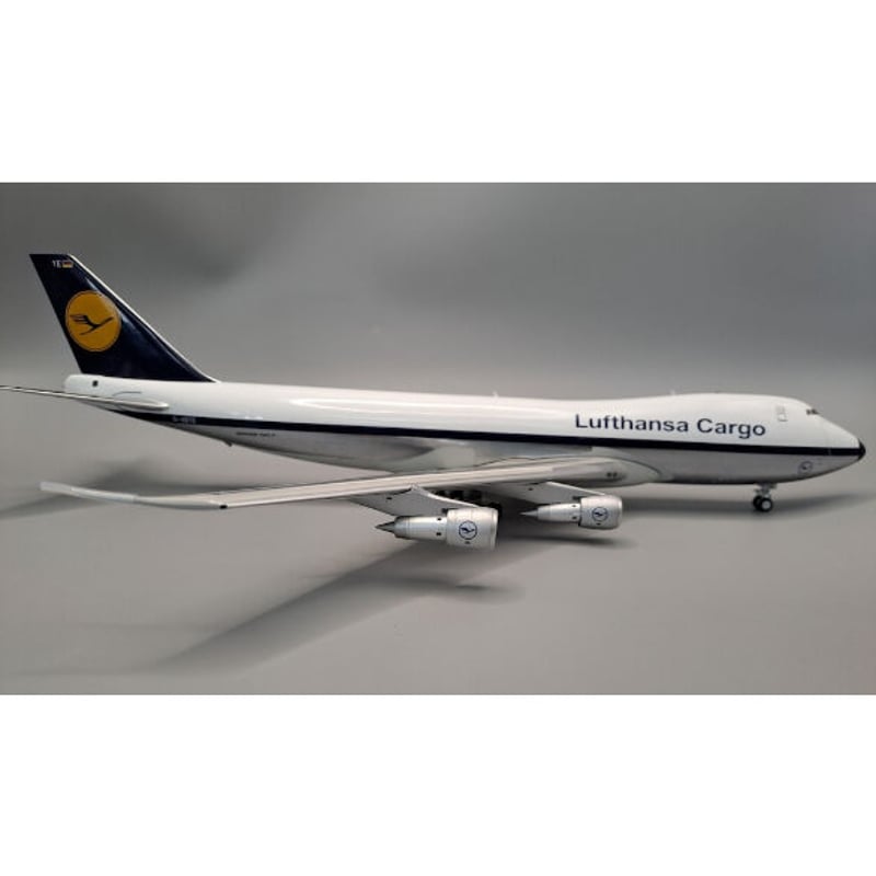 お取り寄せ商品】1/200 747-230F ルフトハンザ・カーゴ「レトロ」塗装