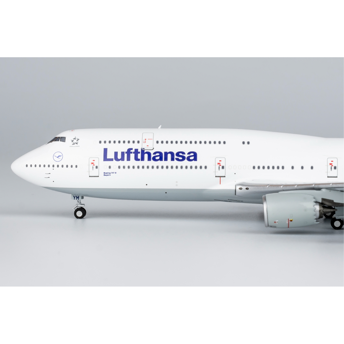 ドラゴン 1/400 747-230B 「ルフトハンザ航空」旧塗装 1/400 747-8 ルフトハンザドイツ航空「旧塗装」 D-ABYM | ひこー