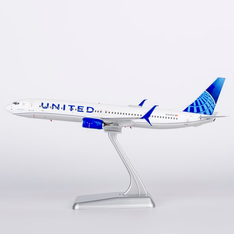 ユナイテッド航空 737-900ER N38458 1/200 ユナイテッド航空 737-900ER N38458 1/200 - メルカリ