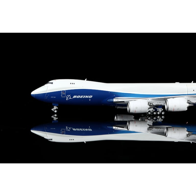 お取り寄せ商品】1/400 747-8F ボーイング社「ハウスカラー」 | ひこー