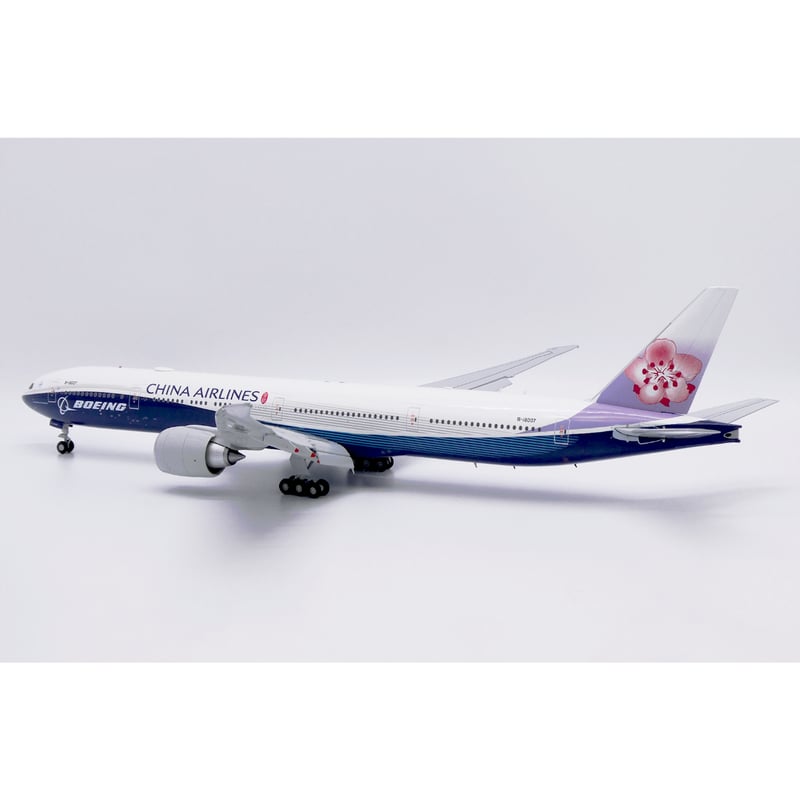エバーライズ CHINA AIRLINES 777-300ER 1/200 エバーライズ CHINA AIRLINES 777-300ER 1/200 Highly detailed