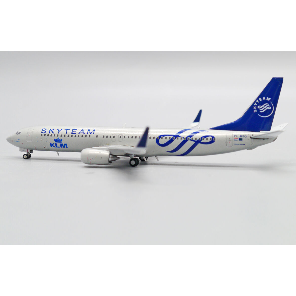 お取り寄せ商品】1/400 737-900 KLMオランダ航空 PH-BXO |