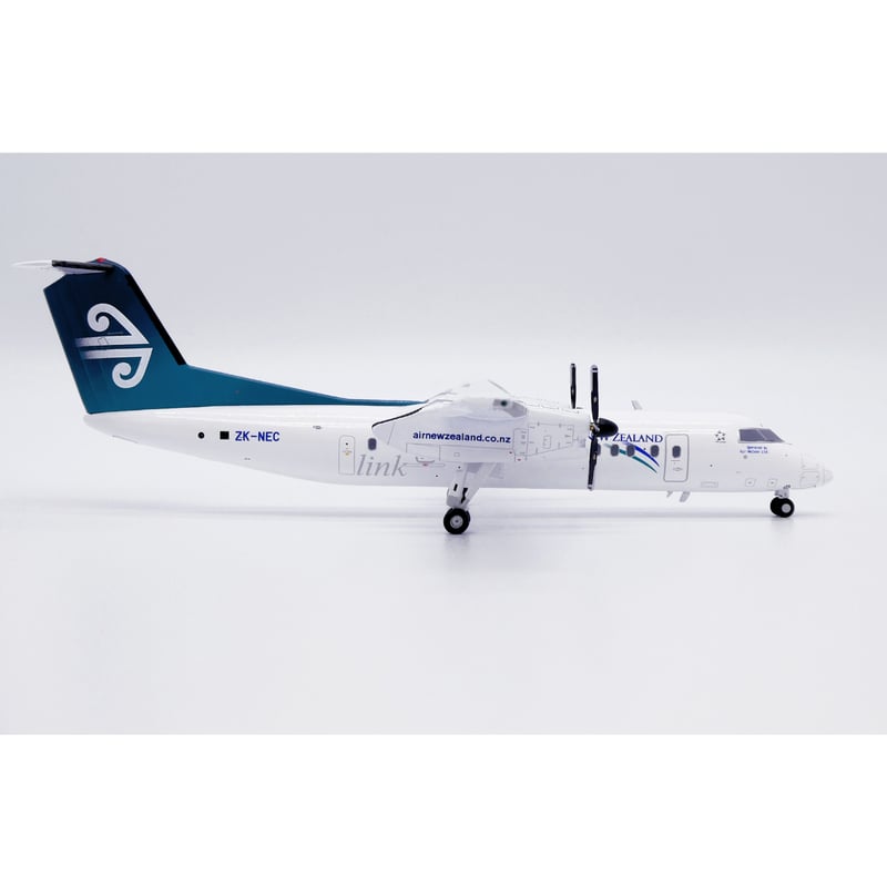 [新品]1/200 DHC-8-300 JA804K 退役記念限定 滑走路付き お取り寄せ商品】1/200 DHC-8-300 ニュージーランド航空 ZK-NEC |