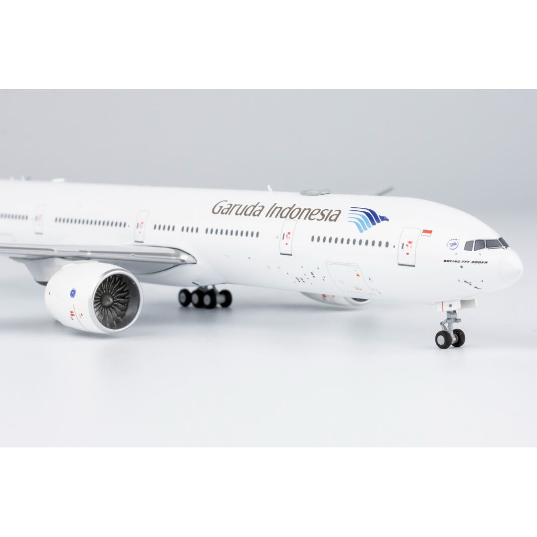 ガルーダインドネシア航空 777-300ER PK-GII 1/400 ガルーダインドネシア航空 777-300ER PK-GII 1/400