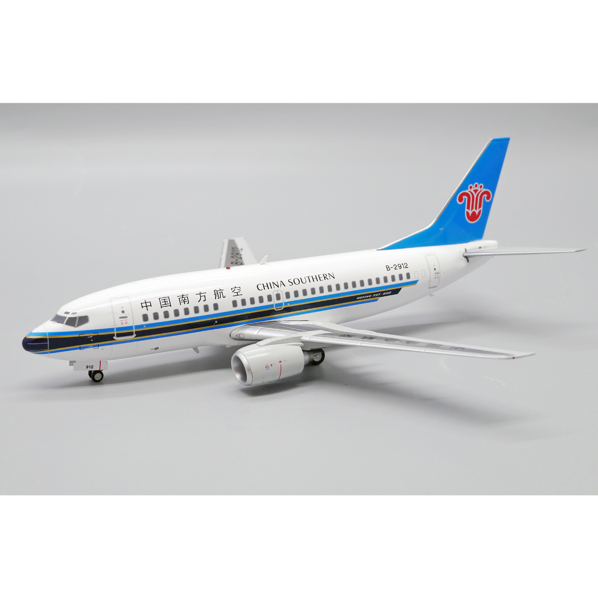 Boeing 737-200 南方航空 (現JTA)1/200 Boeing 737-200 南方航空 (現JTA)1/200 - メルカリ