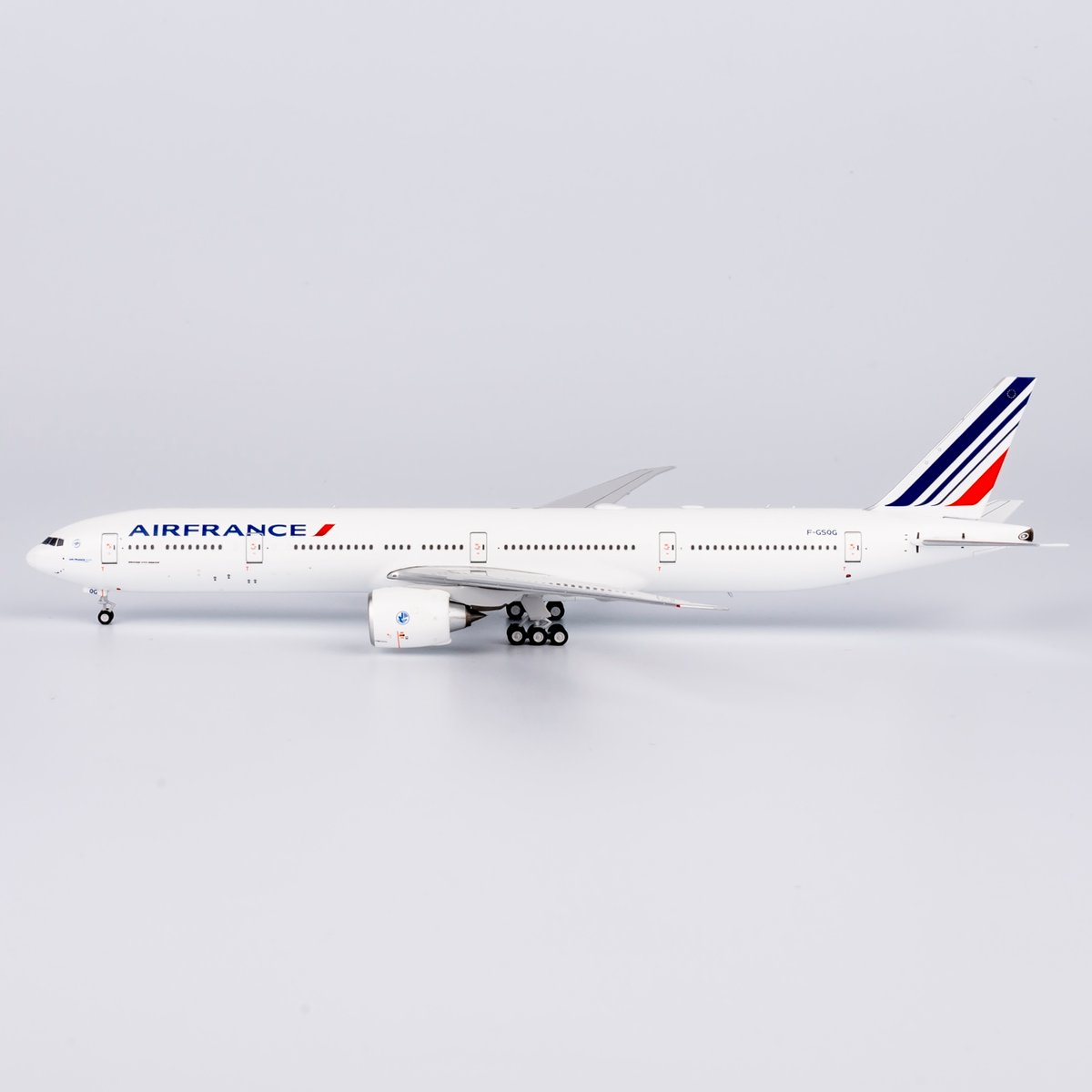 お取り寄せ商品】1/400 777-300ER エールフランス航空 F-