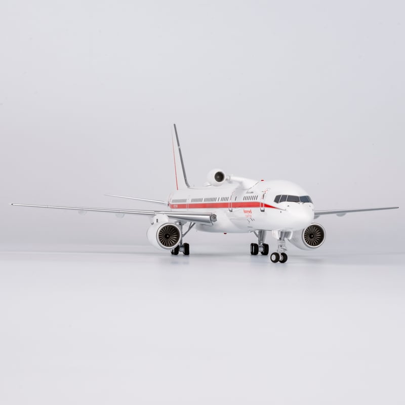 お取り寄せ商品】1/200 757-200 ハネウェル試験機[旧塗装] (テ