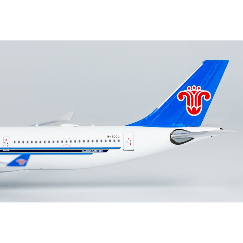 ULTIMATE COLLECTION)1/400 A330-300 中国南方