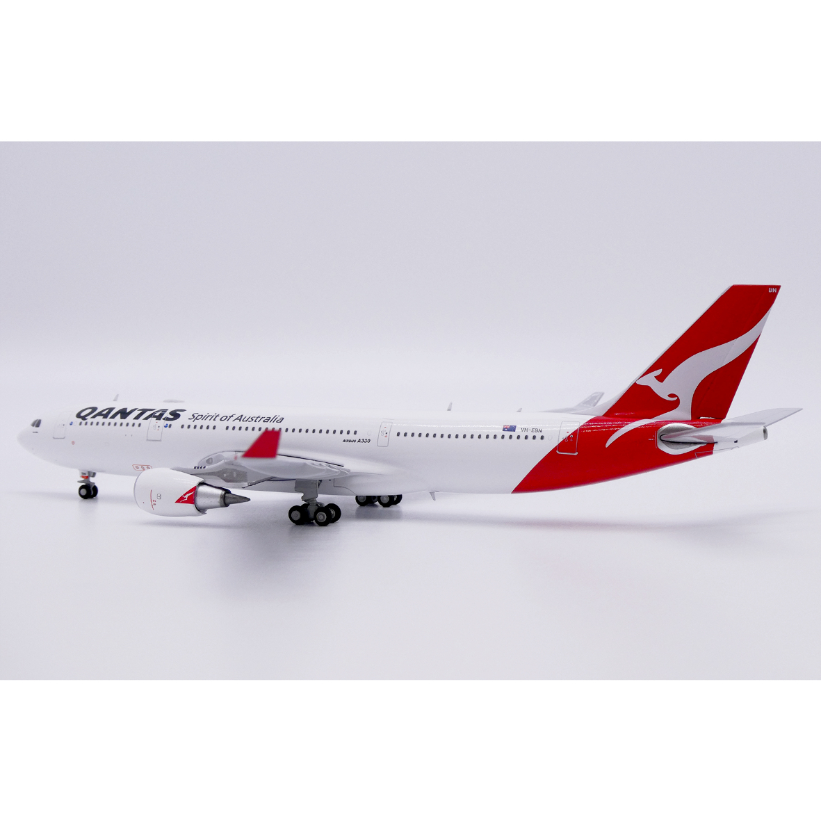 お取り寄せ商品】1/400 A330-200 カンタス航空 VH-EBN | ひこーきちゃん
