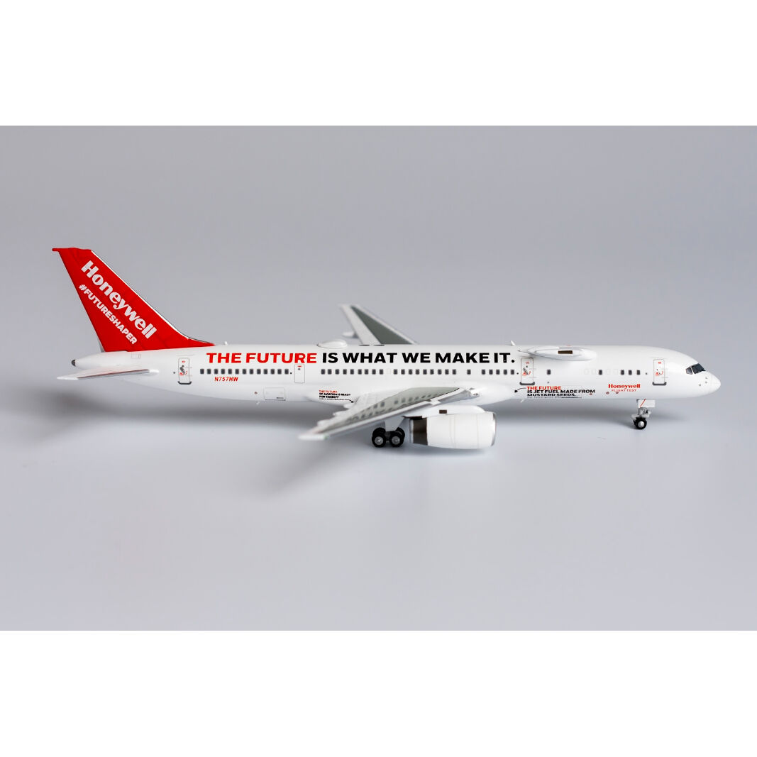 1/400 757-200 ハネウェル試験機 (テストエンジン付き) N757HW | ひ