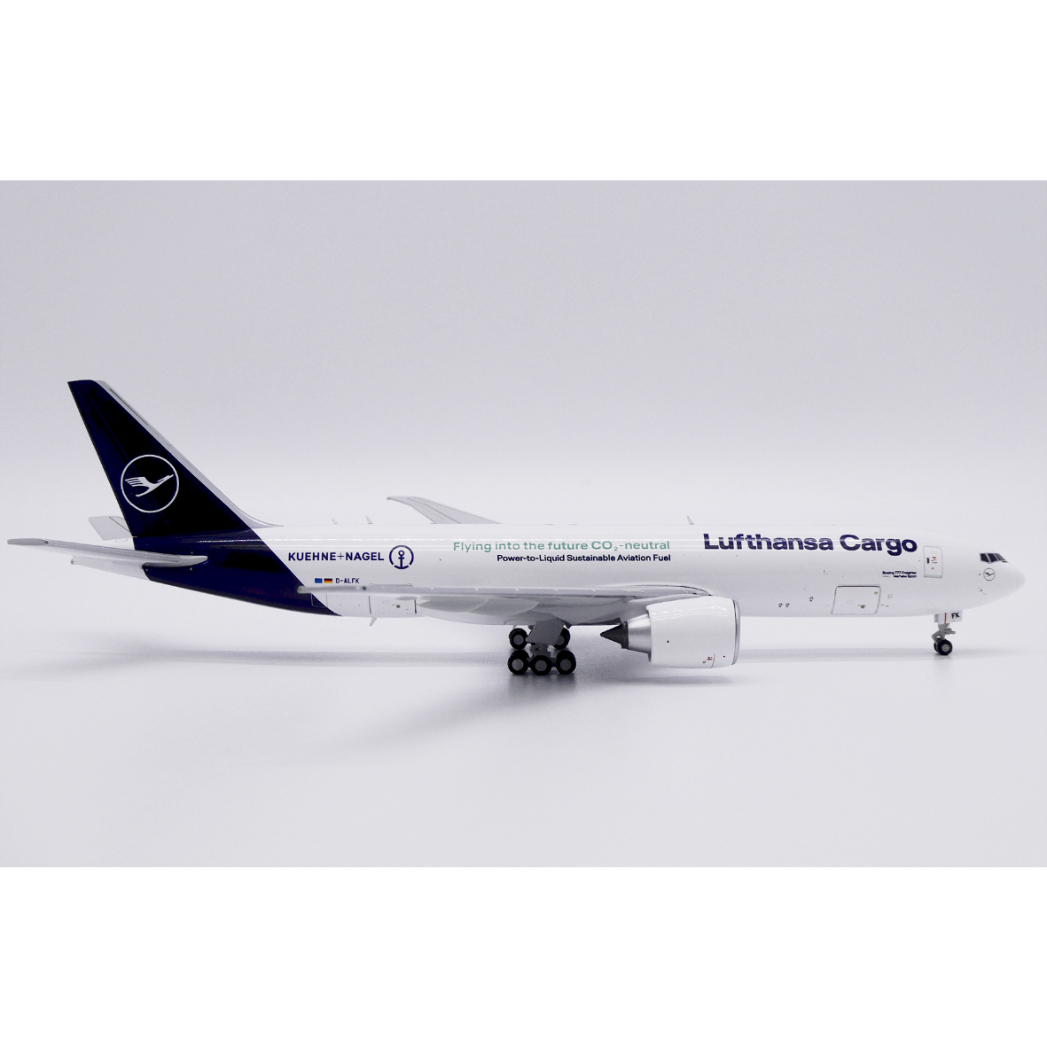 お取り寄せ商品】1/400 777F ルフトハンザ・カーゴ「Flying int