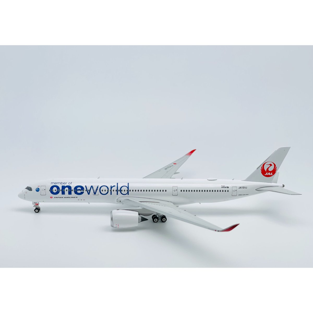 非売品・新商品情報】1/400 A350-900 JAL「ワンワールド塗装」 JA15XJ