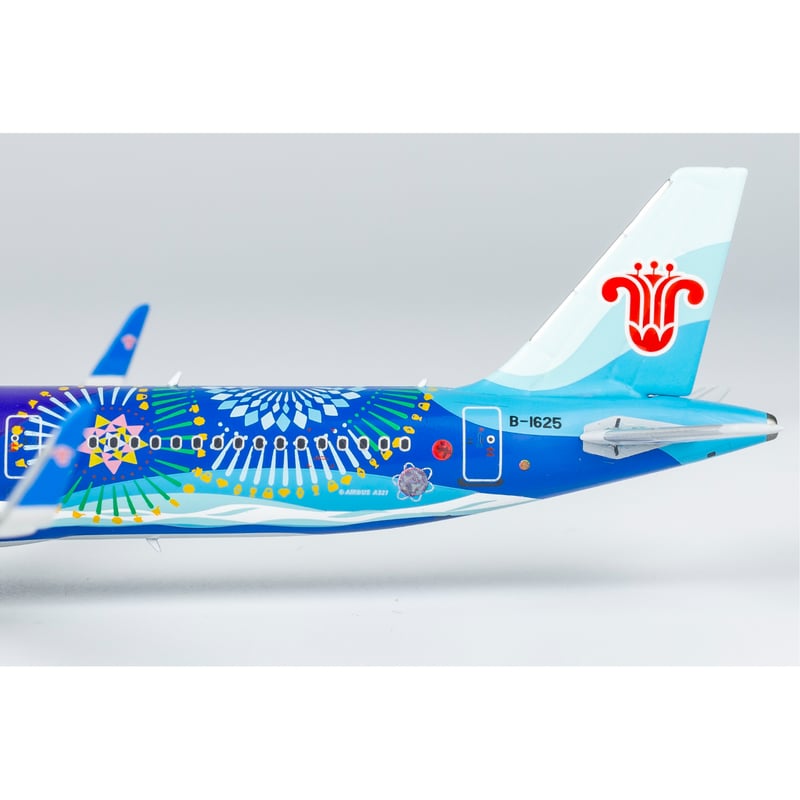 中国南方航空 A321｜Phoenix 1/400 1:400 Phoenix CHINA SOUTHERN AIRBUS A321 Passenger Aircraft