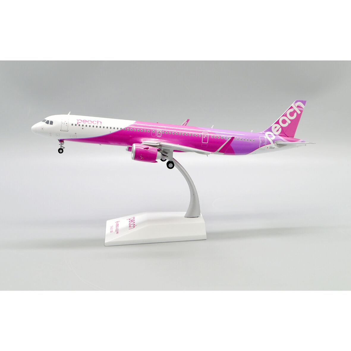 非売品・新商品情報】1/200 A321NEO ピーチPeach Aviation J