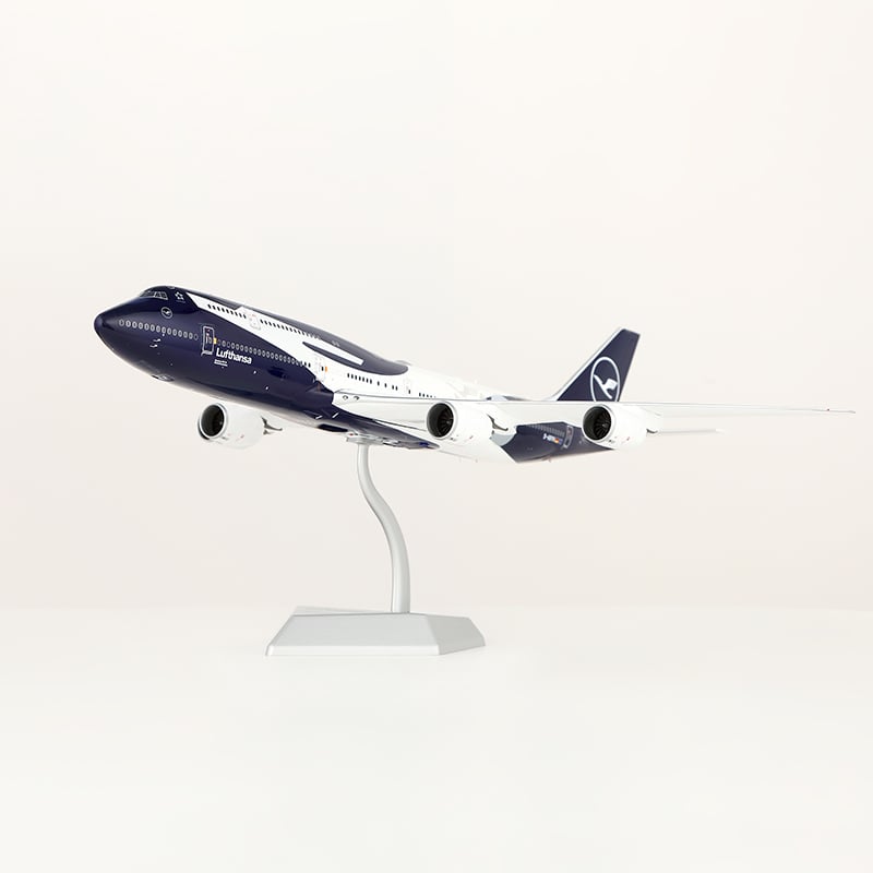 1/200 747-8 ルフトハンザ航空「ルフトハンザ創立100周年特別塗装」 D