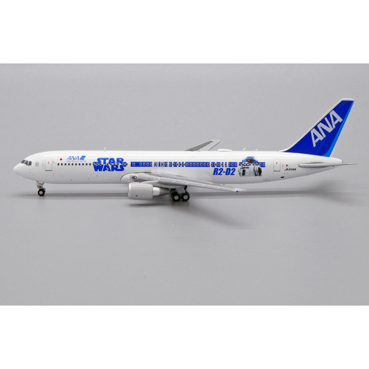 非売品・新商品情報】1/400 767-300ER ANA「STAR WARS」 JA60