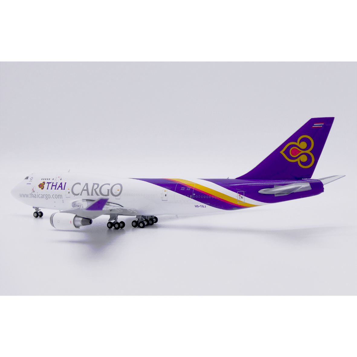 1/400 747-400(BCF) タイ国際航空 HS-TGJ | ひこーきちゃん模型専門店