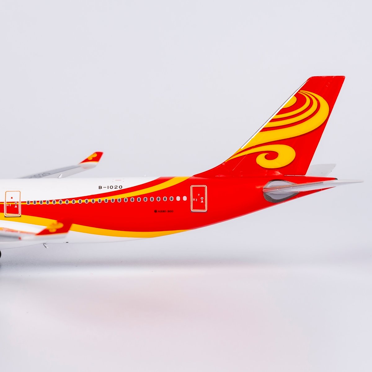 1/400 A330-300 海南航空 B-1020 | ひこーきちゃん