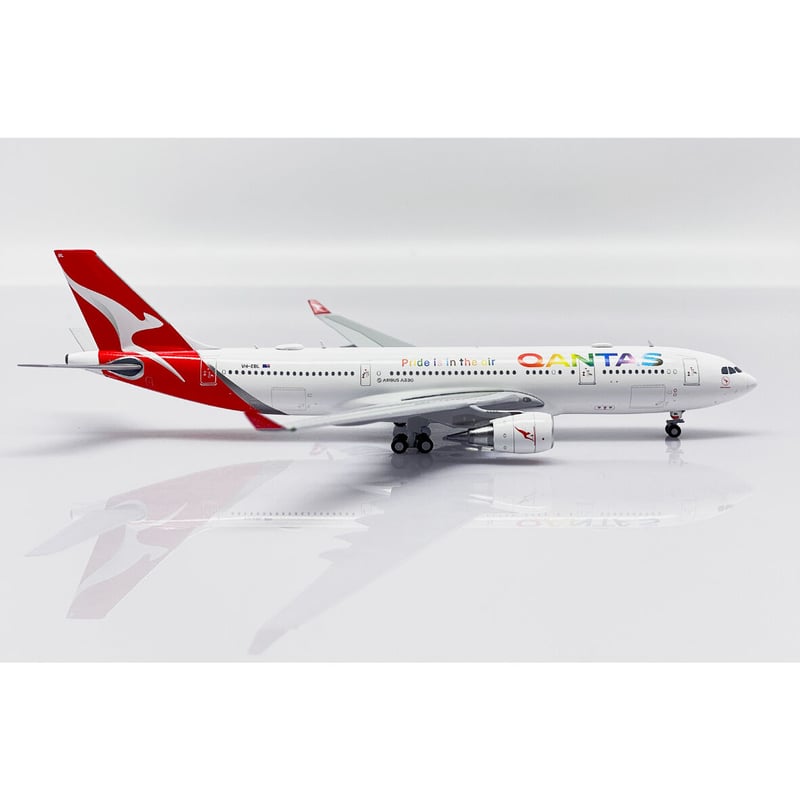 QANTAS 航空機モデル 全長約47センチ QANTAS 航空機モデル 全長約47センチ Amazon.co.jp: 航空機 43