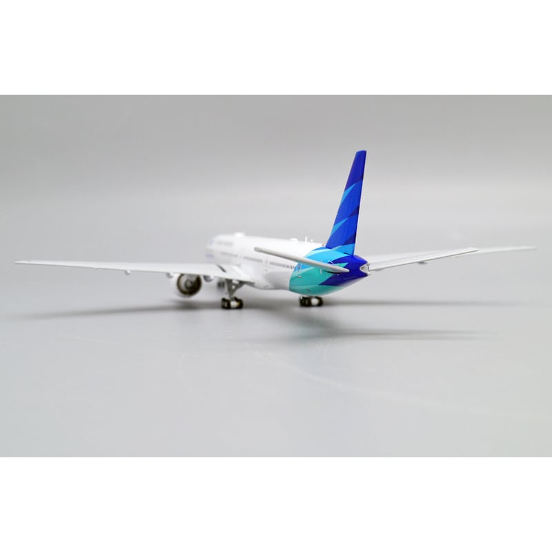 1/400 777-300(ER) ガルーダ・インドネシア航空 