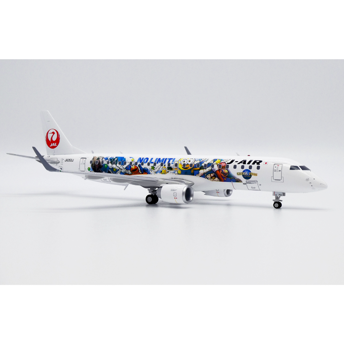 非売品・新商品情報】1/200 E190-100STD J-Air「JAL×ユニバーサル