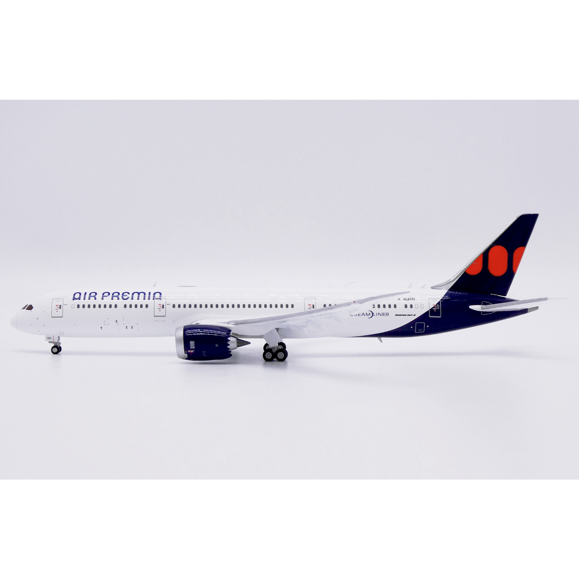 【新品未開封】エアプレミア　787-9 1/200 お取り寄せ商品】1/400 787-9 エアプレミア HL8701 Flaps