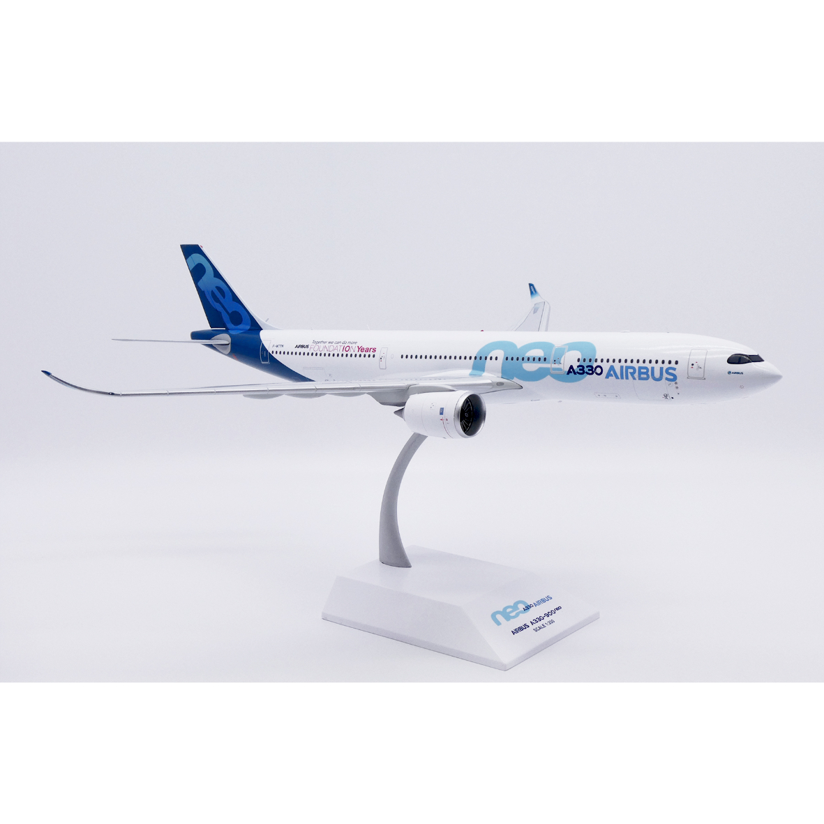 予約商品】1/200 A330-900NEO エアバス社ハウスカラー「FOUNDAT10