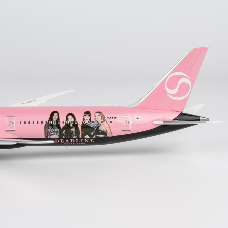 お取り寄せ商品】1/400 787-10 大韓航空「BlackPink」 HL881
