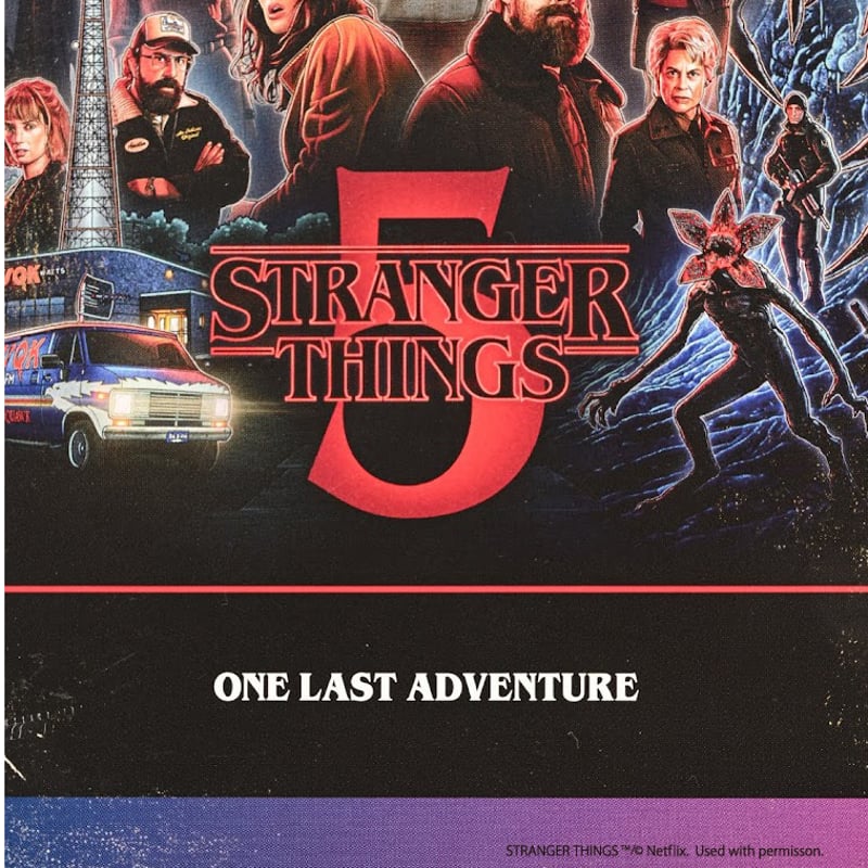 Stranger Things × weber] T shirt with Special