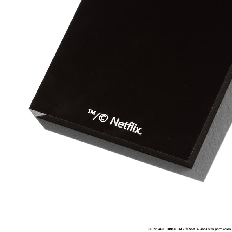 Stranger Things × weber] T-shirt keychain | weber