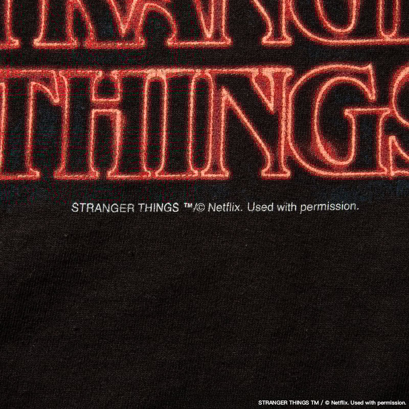 Stranger Things × weber] T shirt with Special